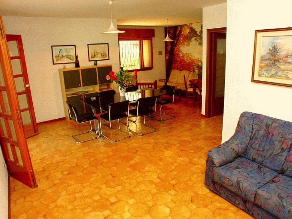 Lignano Riviera With Fireplace & Air Conditioning لينانو سابيادورو المظهر الخارجي الصورة